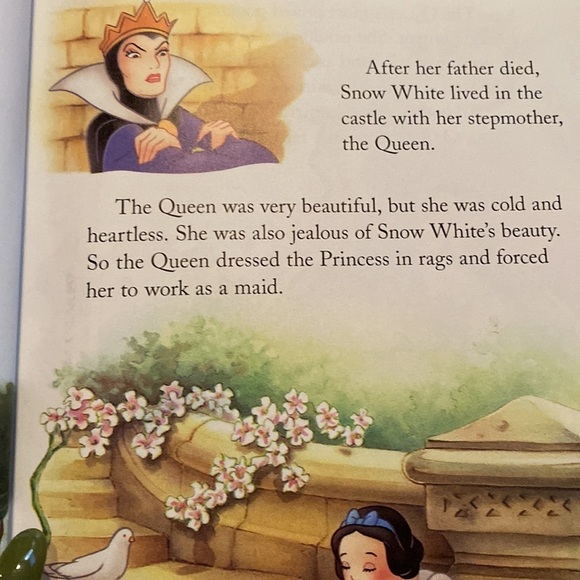 Snow White Book - Picture 4 of 6